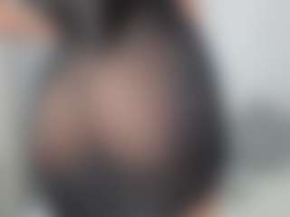 Layla12a's Live Sex Cam Show
