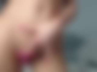 Layla12a's Live Sex Cam Show