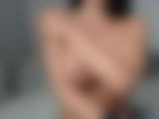 Layla12a's Live Sex Cam Show