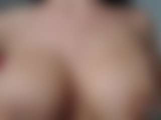 Layla12a's Live Sex Cam Show