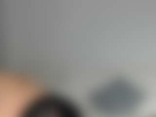 Layla12a's Live Sex Cam Show