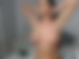 Layla12a's Live Sex Cam Show
