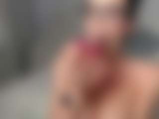 Layla12a's Live Sex Cam Show