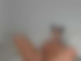 Layla12a's Live Sex Cam Show