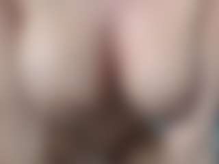 Layla12a's Live Sex Cam Show
