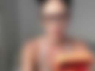 Layla12a's Live Sex Cam Show