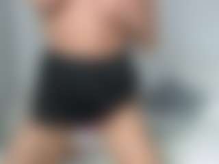 Layla12a's Live Sex Cam Show