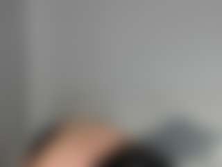 Layla12a's Live Sex Cam Show