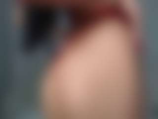 Layla12a's Live Sex Cam Show