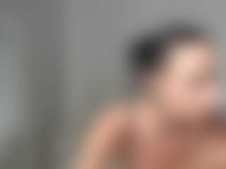 Layla12a's Live Sex Cam Show