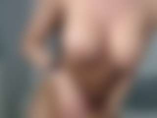 Layla12a's Live Sex Cam Show