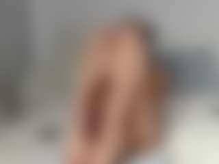 Layla12a's Live Sex Cam Show