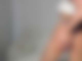 Layla12a's Live Sex Cam Show
