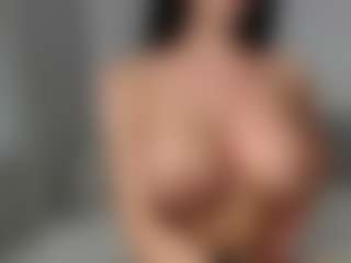 Layla12a's Live Sex Cam Show