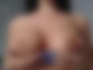 Live cam show with Layla12a - American Petite on Camsoda | united states