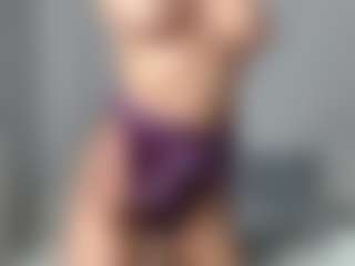 Layla12a's Live Sex Cam Show