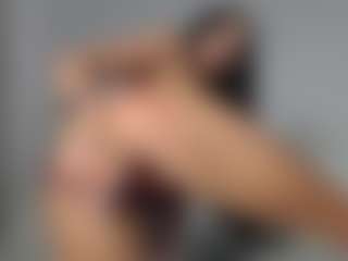 Layla12a's Live Sex Cam Show
