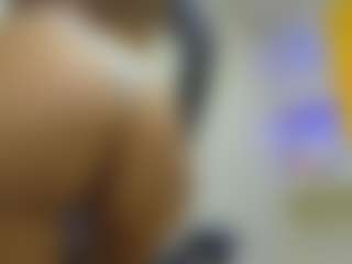 Live cam show with maia-blaze - Camel Toe on dropp.cam