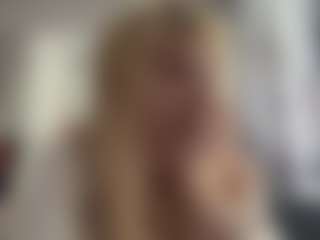 Live cam show with MariKavaney - College on Camiplay Live