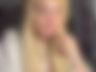 Live cam show with MariKavaney - Ebony on Dolls Live | united states