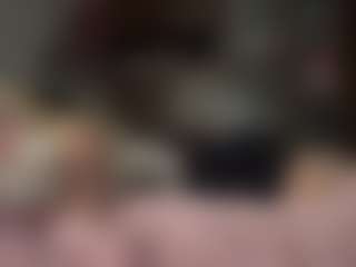 Live cam show with MariKavaney - Green Eyes on Gym Cam Girls