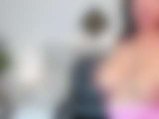 martina-evan's Live Sex Cam Show