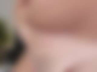 martina-evan's Live Sex Cam Show