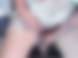 martina-evan's Live Sex Cam Show