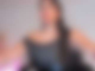Live cam show with martina-evan - Striptease on googirlz