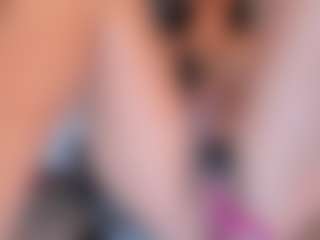 martina-evan's Live Sex Cam Show