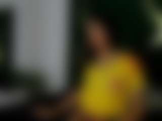 Live cam show with milapetiteAsm - Suck on CamClone