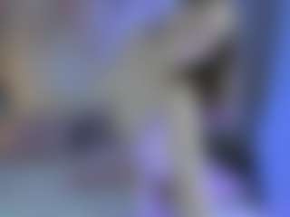Live cam show with Olivia-Flores - Longlegs on Chatstar