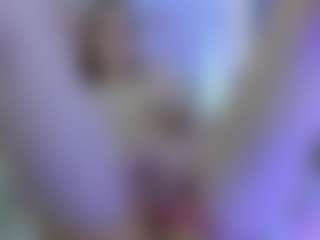 Live cam show with Olivia-Flores - Italian Young Adult on CSO-WL | united states