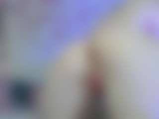 Live cam show with Olivia-Flores - Lush Blonde Hair on Camiplay Live