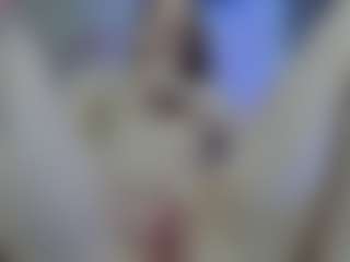 Live cam show with Olivia-Flores - Shaved Pussy Lovense on livesuperchat.net