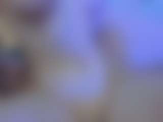 Live cam show with Olivia-Flores - Skinny on livesuperchat.net