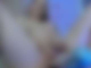 Live cam show with Olivia-Flores - Blonde Hair Lovense on Chatstar