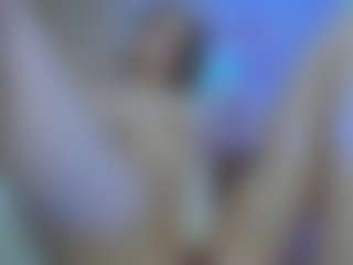 Olivia-Flores's Live Sex Cam Show