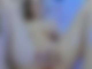 Live cam show with Olivia-Flores - Anal Teen (18+) on Dare Cams