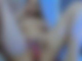 Live cam show with Olivia-Flores - Flirt on https://playwithruby.com