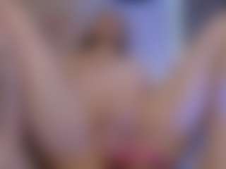 Olivia-Flores's Live Sex Cam Show