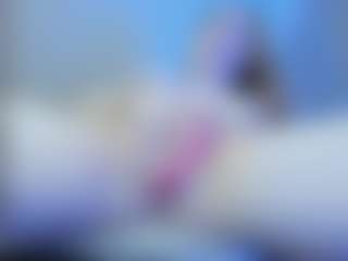 Live cam show with Olivia-Flores - Flirty on Camsoda