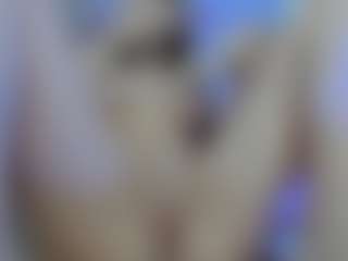 Olivia-Flores's Live Sex Cam Show