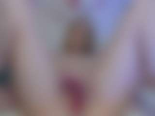 Olivia-Flores's Live Sex Cam Show