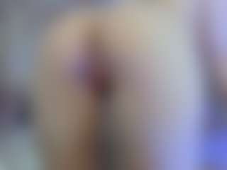 Olivia-Flores's Live Sex Cam Show