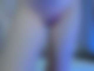 Olivia-Flores's Live Sex Cam Show