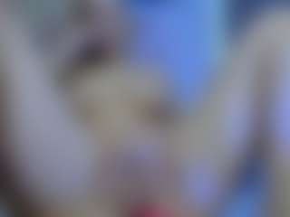 Olivia-Flores's Live Sex Cam Show