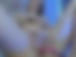 Live cam show with Olivia-Flores - Fingering White on TeamSkeetLive | united states