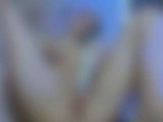 Olivia-Flores's Live Sex Cam Show