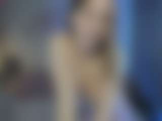 Live cam show with Olivia-Flores - College Teen (18+) on LiveSexCams6